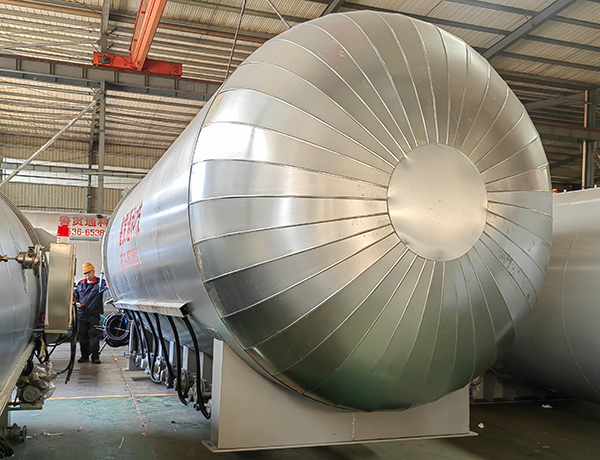 低能耗劳保用品硫化罐